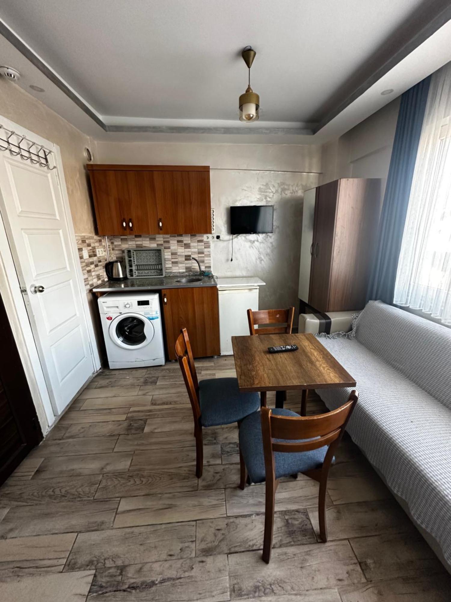 Yakut Old Hotel Istanboel Buitenkant foto